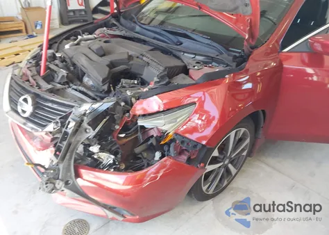 2016 Nissan Altima 2.5 Sr z USA, uszkodzony, nr VIN 1N4AL3AP4GC192076